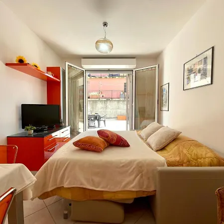 300mt Dal Mare - Wi-fi - Ampio Terrazzo - Free Parking Apartman *