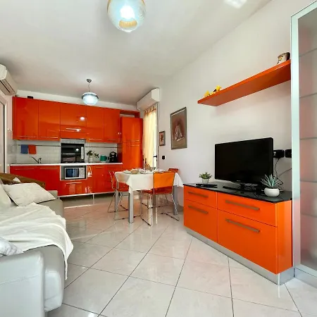 300mt Dal Mare - Wi-fi - Ampio Terrazzo - Free Parking