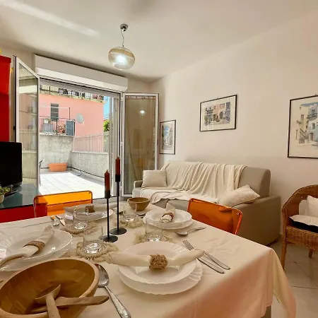 300mt Dal Mare - Wi-fi - Ampio Terrazzo - Free Parking